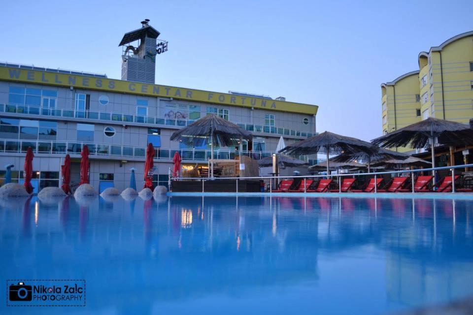 Hotel Fortuna Баня-Лука Экстерьер фото